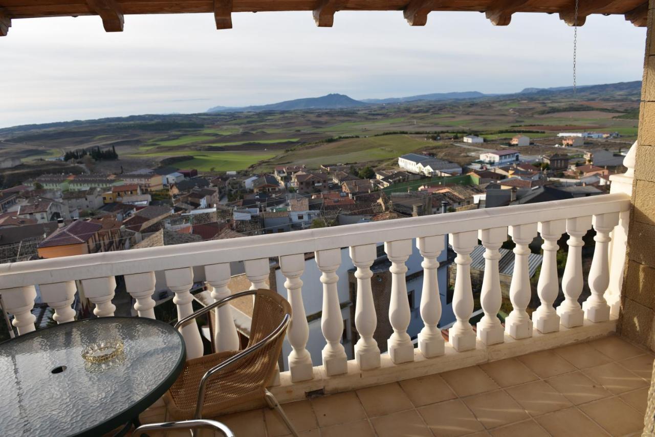 Hotel Rural El Castillo Larraga ภายนอก รูปภาพ