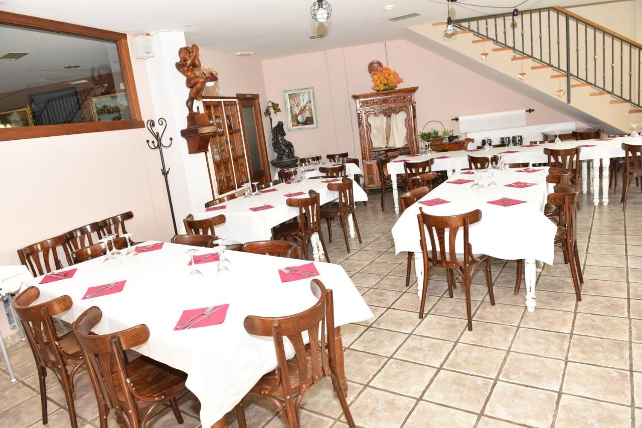 Hotel Rural El Castillo Larraga ภายนอก รูปภาพ