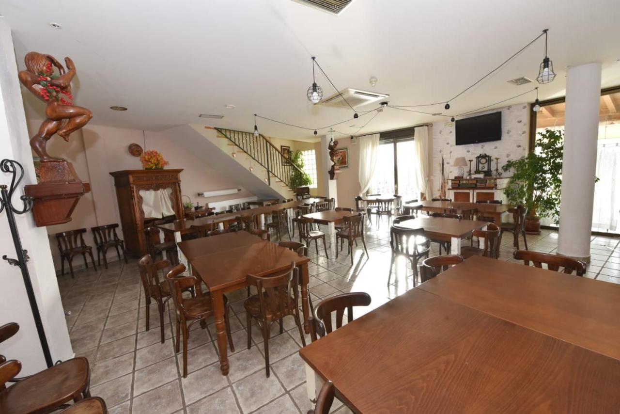 Hotel Rural El Castillo Larraga ภายนอก รูปภาพ