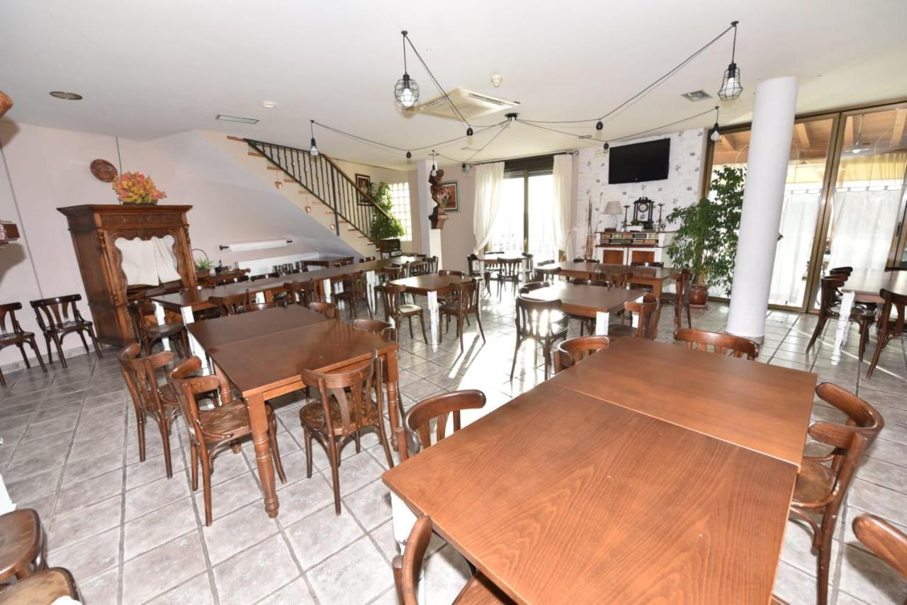 Hotel Rural El Castillo Larraga ภายนอก รูปภาพ