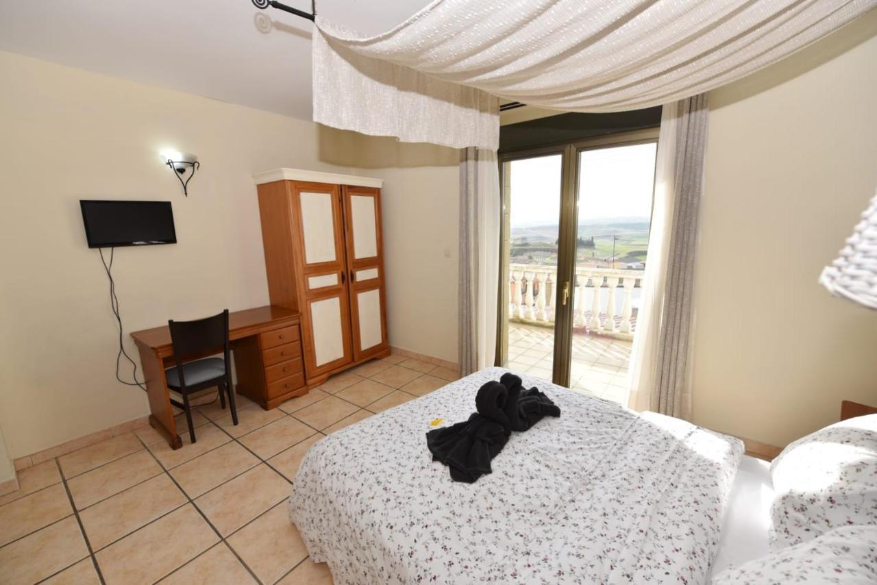 Hotel Rural El Castillo Larraga ภายนอก รูปภาพ