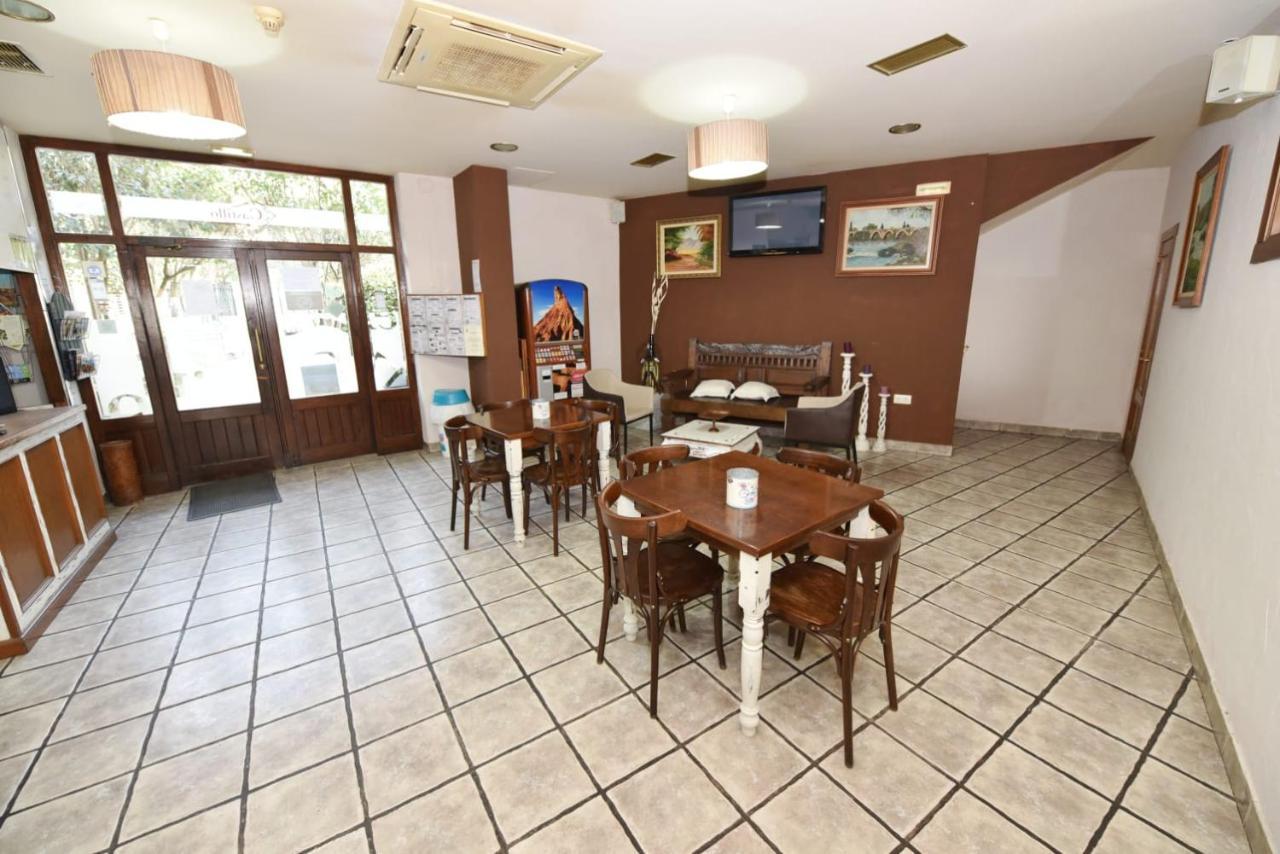 Hotel Rural El Castillo Larraga ภายนอก รูปภาพ